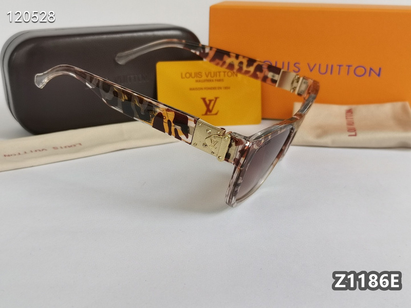 LV Glasses xhx 14 (32)